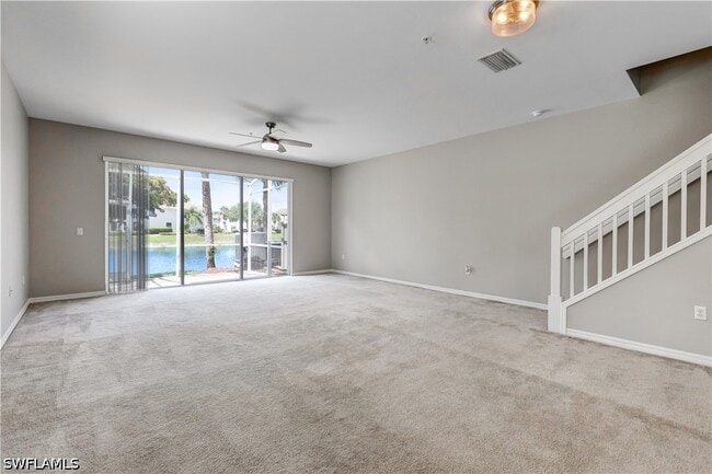 Photo - 1088 Oxford Ln