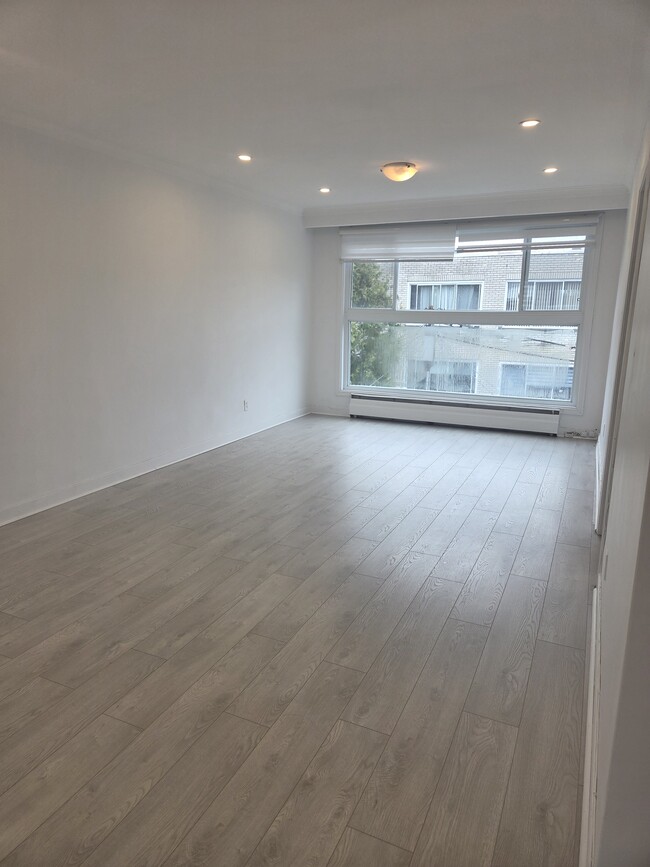 Photo - 5706 Av Lockwood Unité 5706