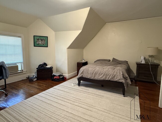 Photo - 12 Braemore Rd