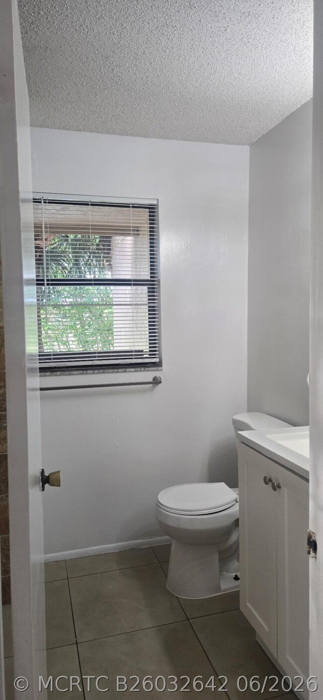 Photo - 4441 W McNab Rd Unit 32