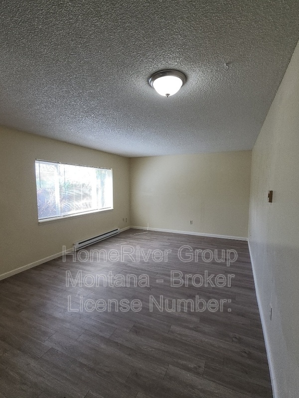 Photo - 2131 S 4th St W