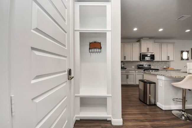 Photo - 3106 Spring Silo Ln