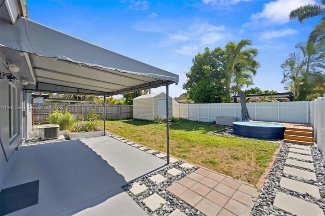 Photo - 380 NW 47th Ct