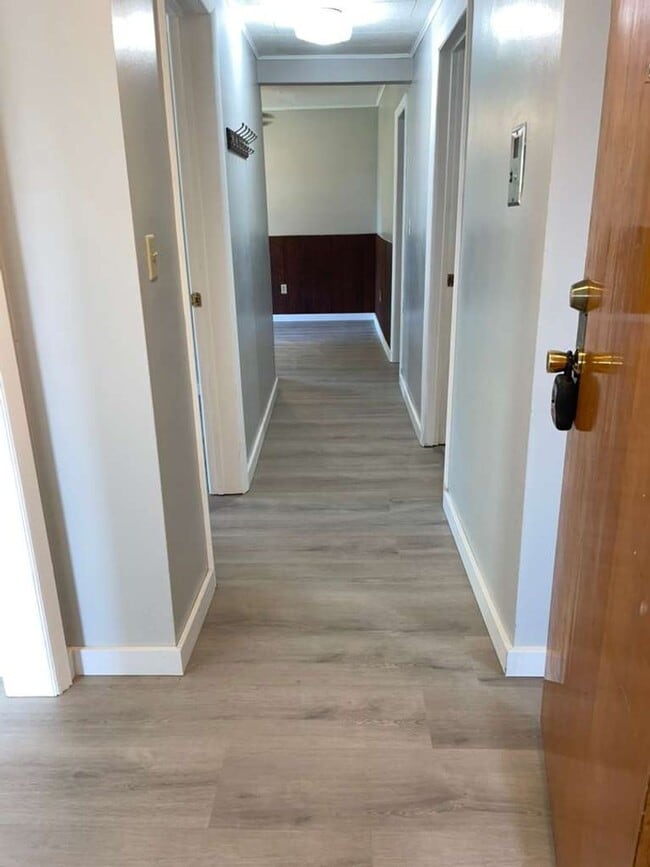 Photo - 1614 Unit #2