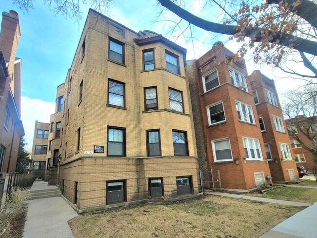 Photo - 2131 W Giddings St Unidad D3 Rental