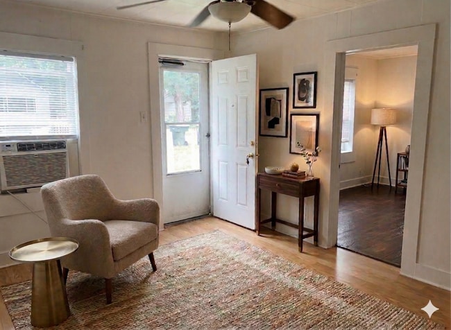 Photo - Charming 2bd 1ba Close to the Downtown Durant