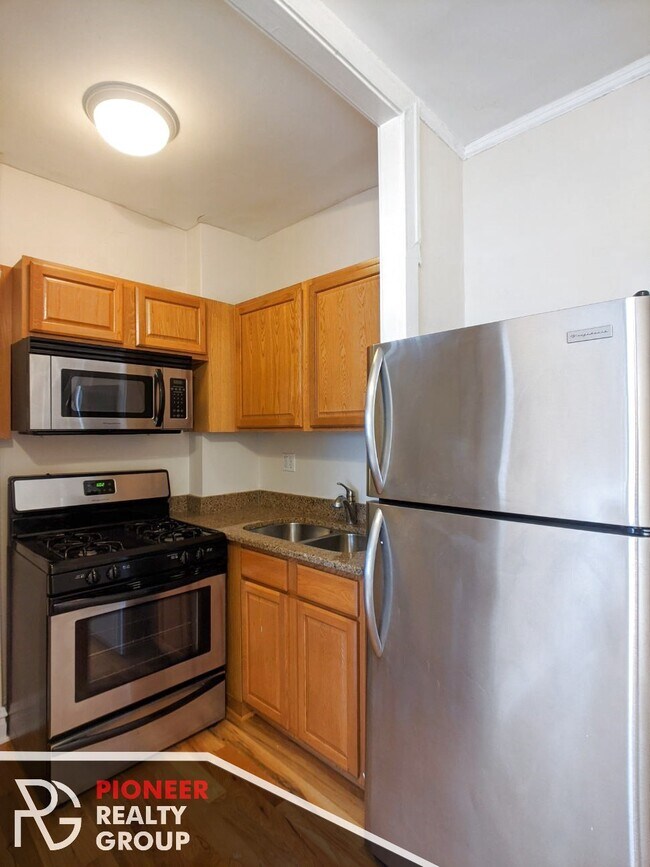 Photo - 736 W Addison St Unit 744-1W