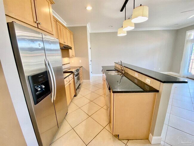 Photo - 415 E Romana St Unit 202