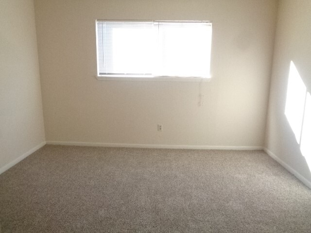 Building Photo - 15835 Cardono Ln