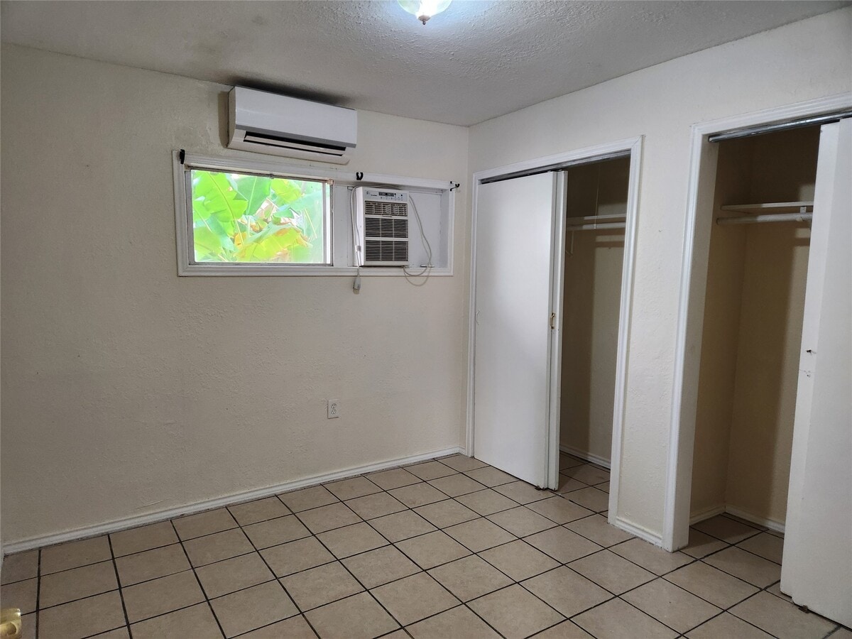 Photo - 1803 Church St