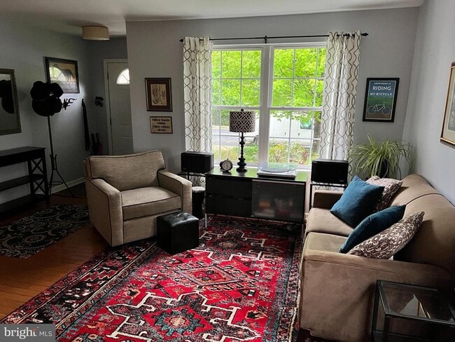 Photo - 1506 E Mermaid Ln