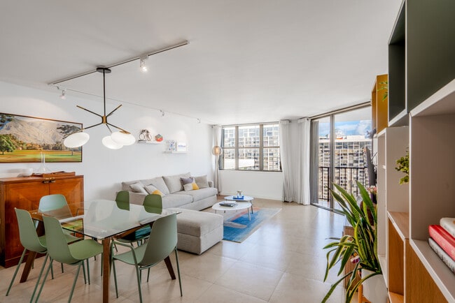 Photo - 1925 Brickell Ave Unit D2006