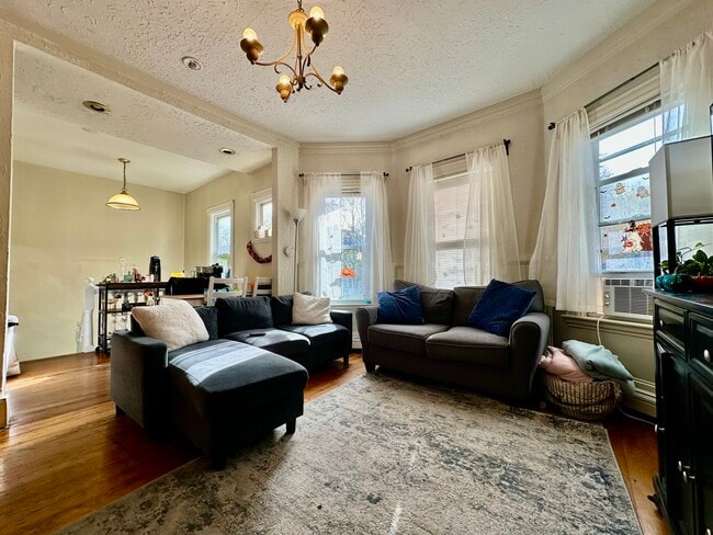 Photo - 93 Hillside St Unit 3