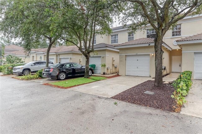 Photo - 3117 Enclave Way