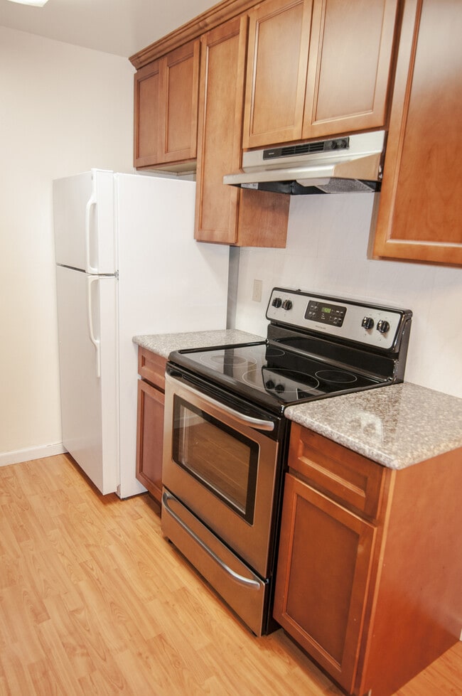 Photo - 936 Kiely Blvd
