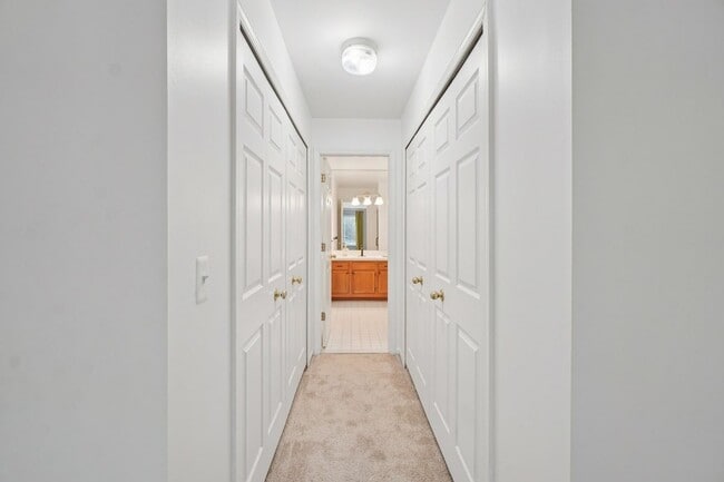 Photo - 2799 Lochmoor Blvd
