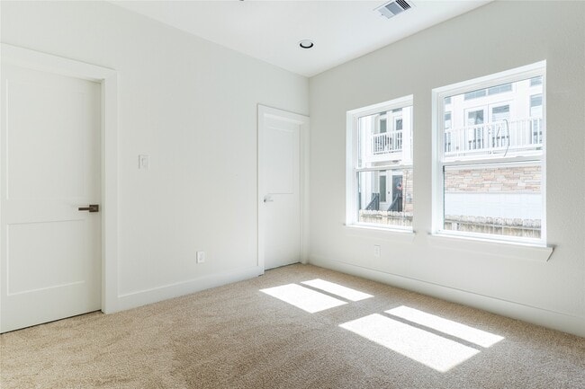 Photo - 2428 Ella Blvd