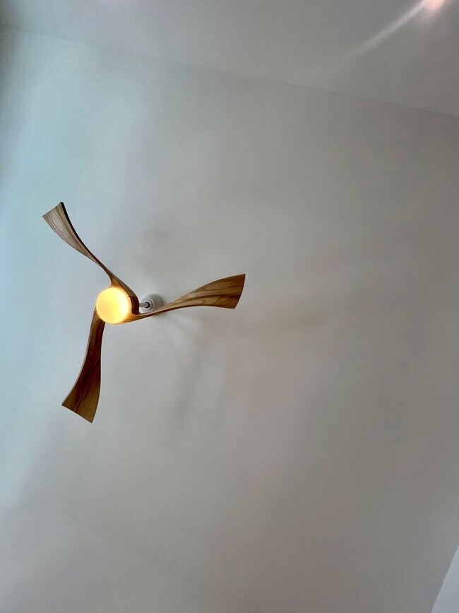 Photo - 4231 S Champlain Ave Unit 2