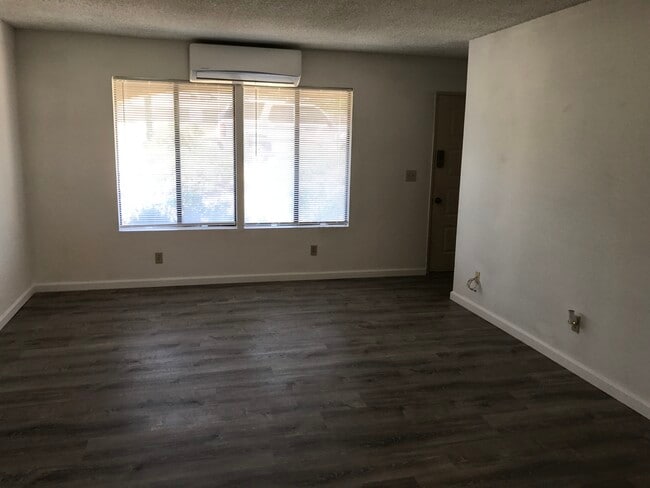 Livingroom - 21036 Santa Barbara Dr Unit Apt B1
