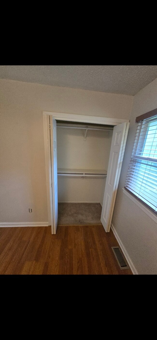 Photo - 15006 W 150th Ter