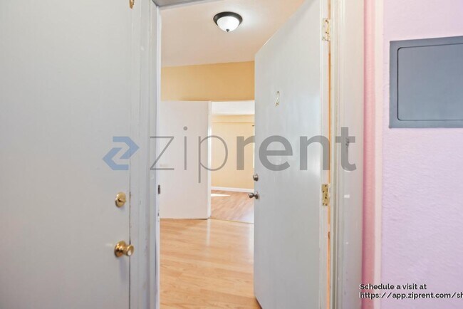 Photo - 1820 International Blvd