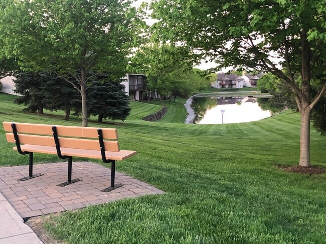 Photo - 66 Notting Hill Ln