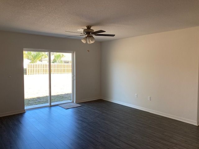 Photo - 11 Ripcord Ln