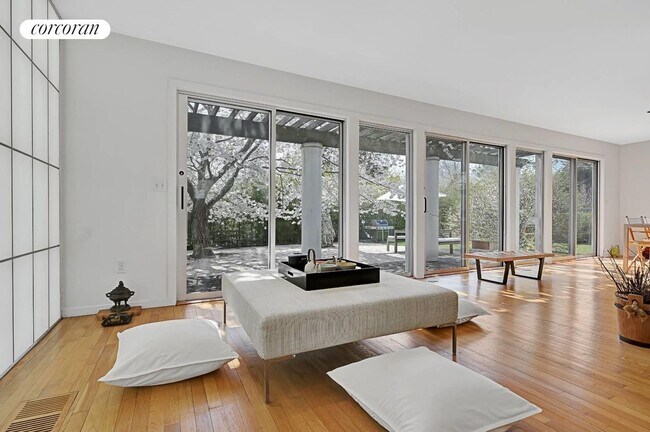 Photo - 15 Cedar Ave