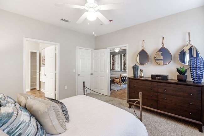 Cumberland Place Apartment Homes