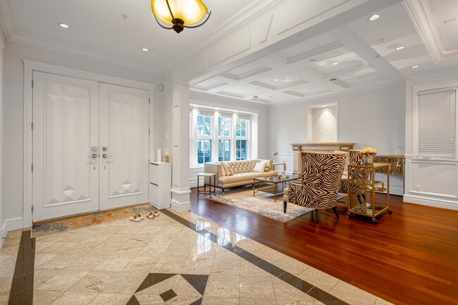 Photo - 2365 W 21st Ave