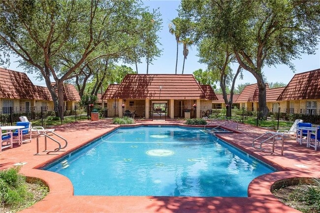 Building Photo - 200 E Yuma Ave Unit 21 Rental