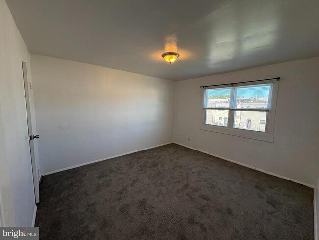 Photo - 2409 Bloomsdale Rd