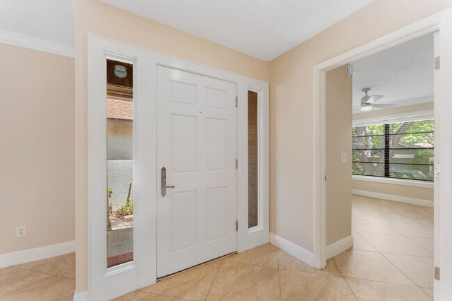 Photo - Stunning 3 BR/2 BA/2 Garage Single Family Home in highly sought-after Sweetwater Oaks!