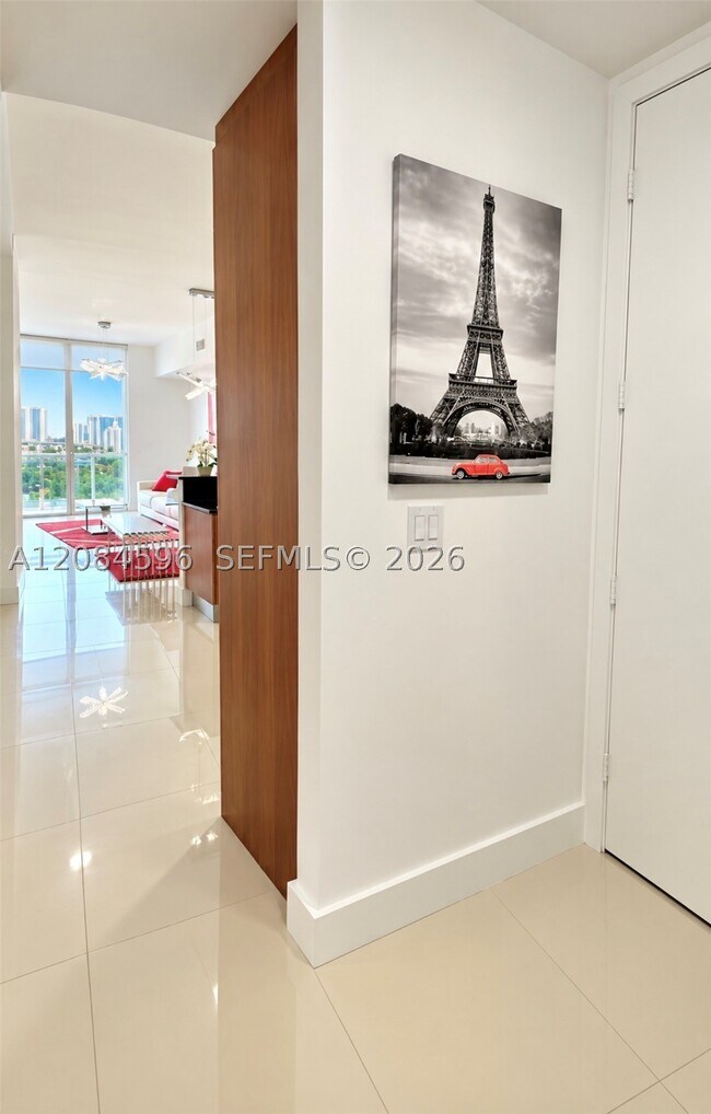 18101 Collins Ave Unit 1406