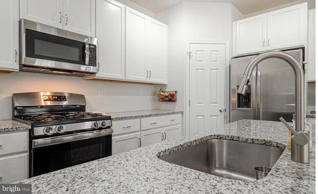 Photo - 413 N Orchard St