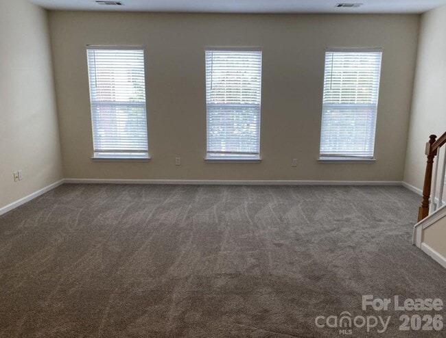 Photo - 10020 Kings Parade Blvd