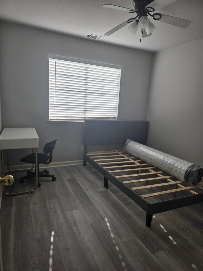 Photo - 6225 Thicket Ct