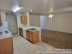 Photo - 8011 Maverick Climb