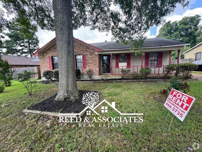 Building Photo - 3 Bedroom in Hickory Ridge - South Riverdale Rental