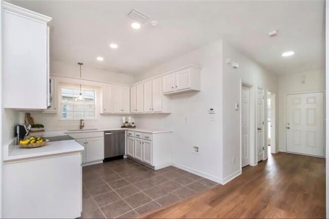 Photo - 13628 Catahoula Dr S