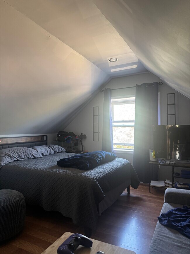 Photo - 2971 S Lyman St Unit 3