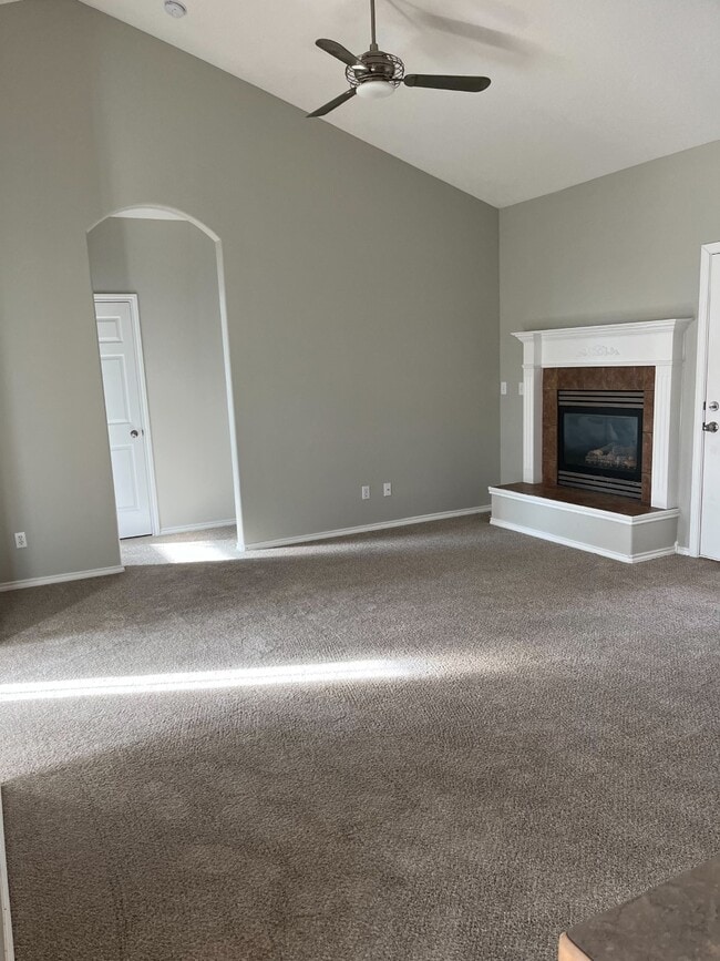 Photo - 2664 E Bridgecreek Dr