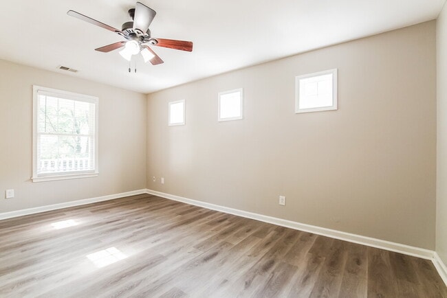 Photo - 5816 Ricker Rd
