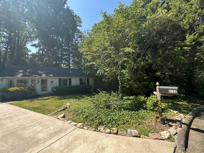 Photo - 3102 Canterbury St