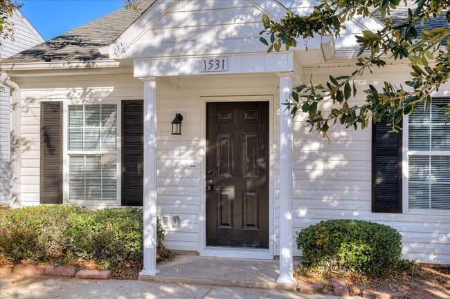 Photo - 1531 Abby Way