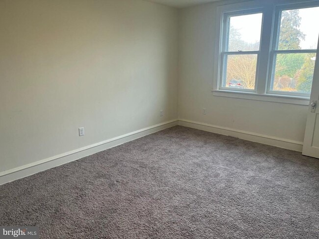 Photo - 38 S Main St Unit 2