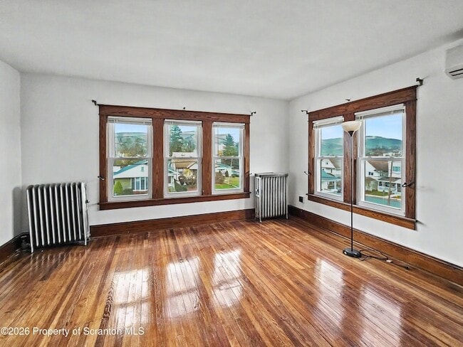 Photo - 852 N Rebecca Ave Unit 2nd fl