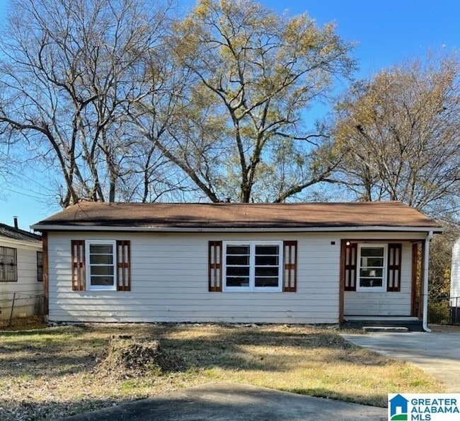 Building Photo - 6720 Frankfort Ave Rental