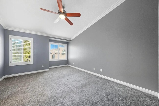 Photo - 413 Sanibelle Cir