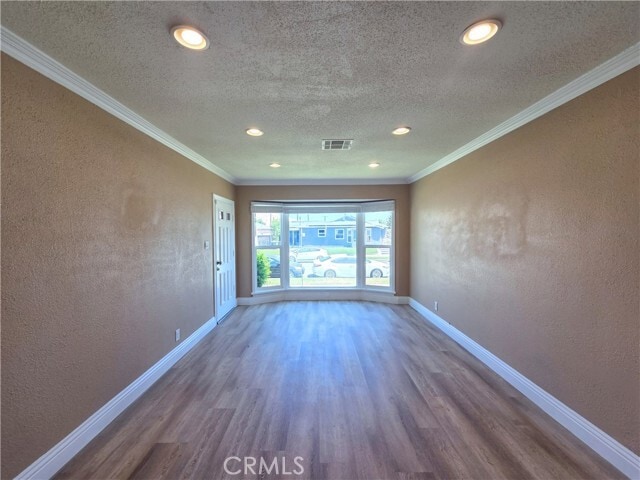 Photo - 705 N Hillford Ave